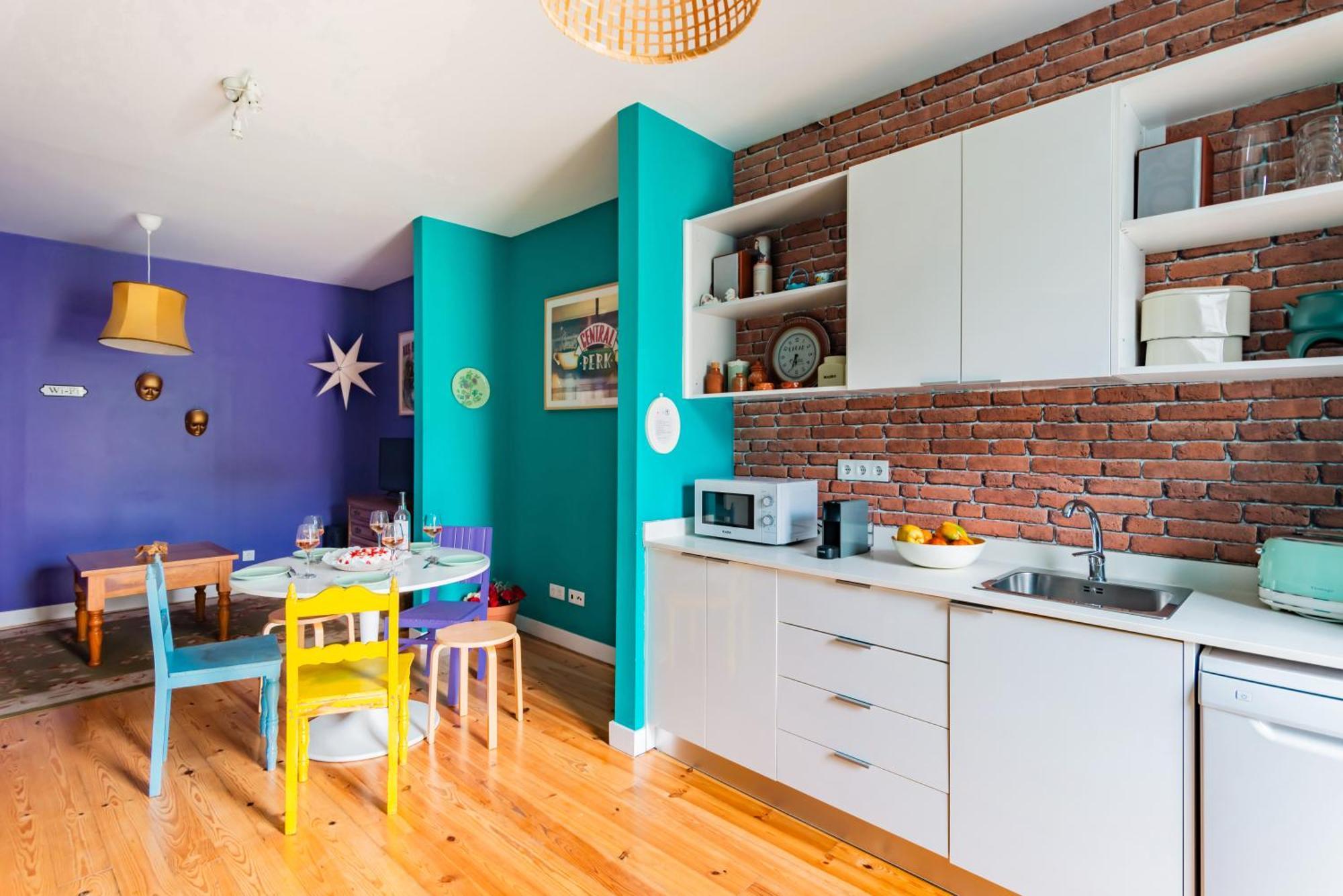 Monica's Place A Friends' Inspired Apartment Lisbon